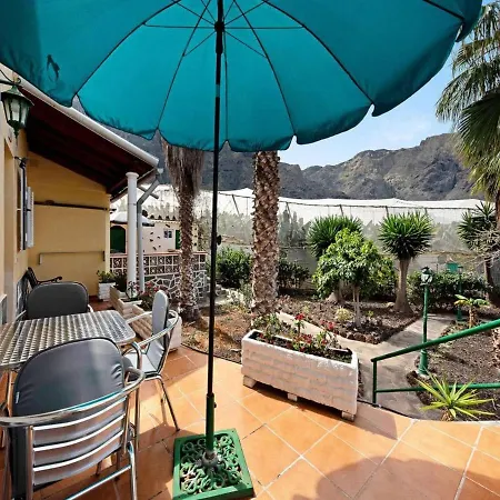 Beautiful El Cardon With Garden